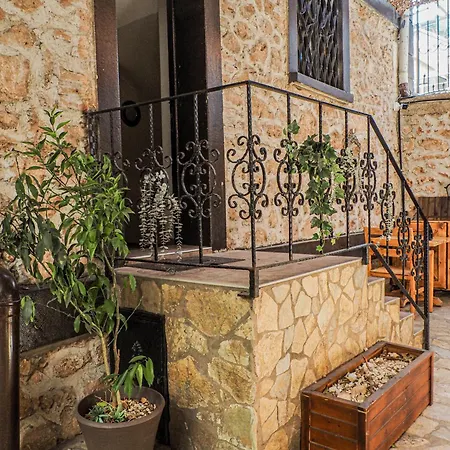 Hotel Casa Maria *
